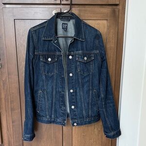 LIKE NEW Women’s Gap Denim Jacket